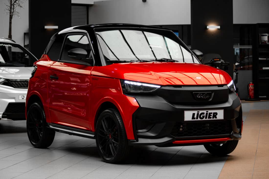 Ligier Js50 Ultimate 2026 Elektrische Brommobiel Toledo Rood Metallic