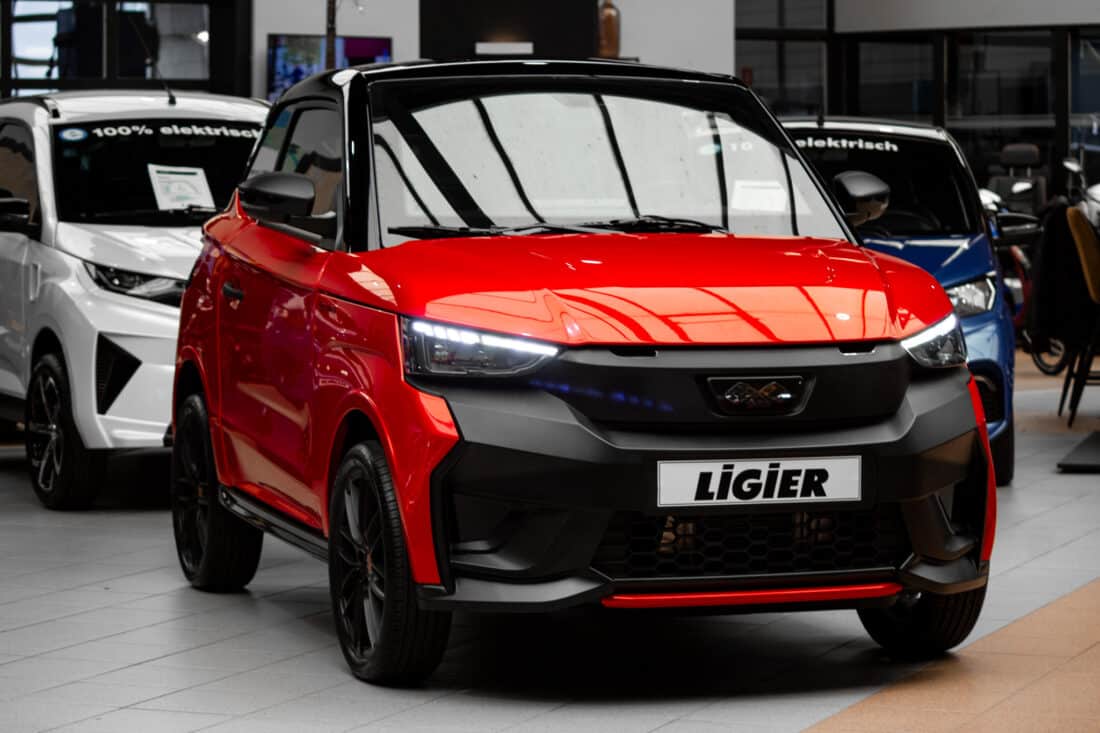 Ligier Js50 Ultimate 2026 Elektrische Brommobiel Toledo Rood Metallic