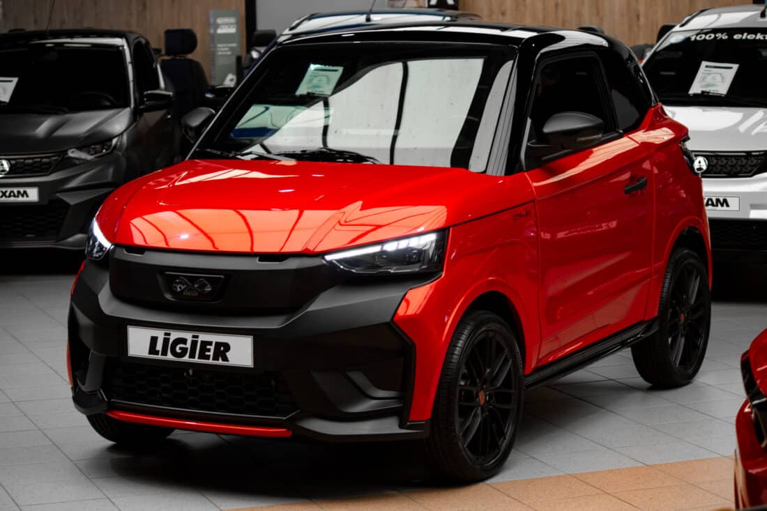 Ligier Js50 Ultimate 2026 Elektrische Brommobiel Toledo Rood Metallic