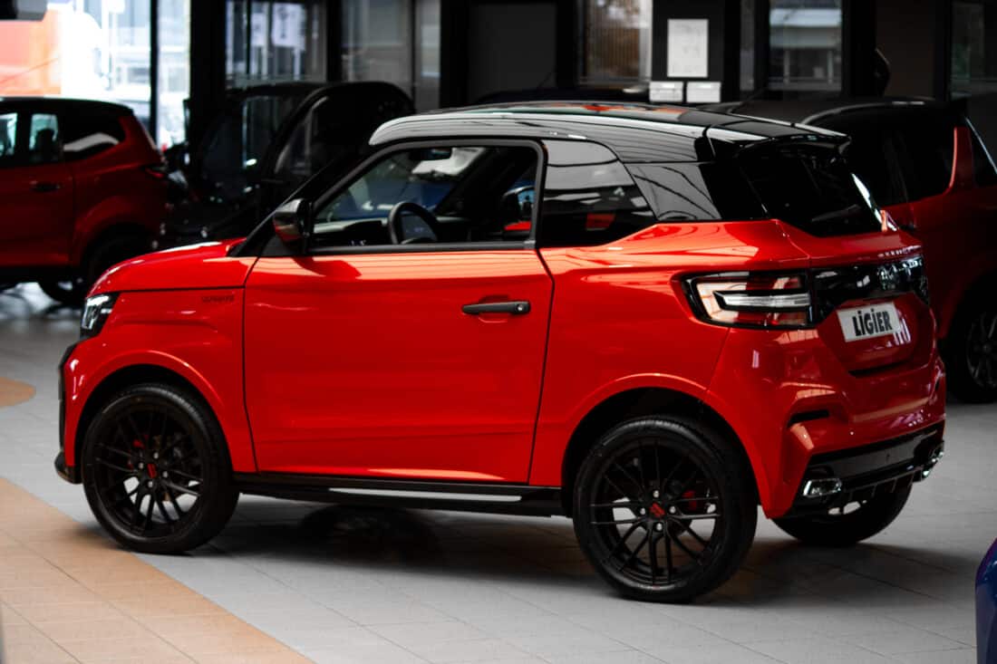 Ligier Js50 Ultimate 2026 Elektrische Brommobiel Toledo Rood Metallic