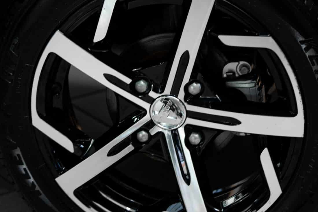 Aixam Crossover Premium Emotion 2020 11 Brommobiel Occasion Rood Metallic