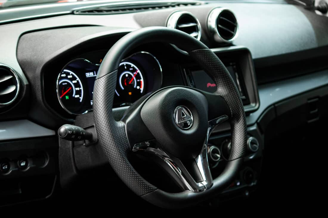 Aixam Crossover Premium Emotion 2020 11 Brommobiel Occasion Rood Metallic