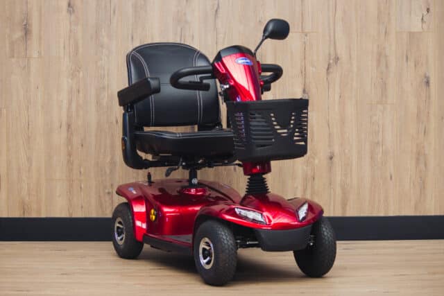 Invacare Leo 4 Wiel