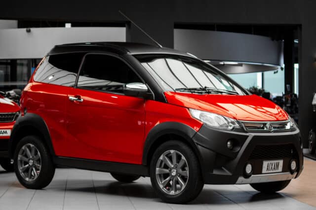 Aixam Crossline Premium Sensation 2018 Brommobiel Occasion Rood Metallic