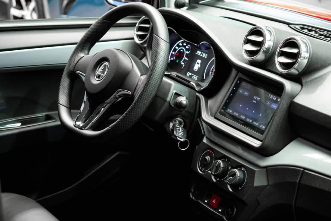 Aixam E Crossover Premium Ambition 2025 Elektrische Brommobiel Occasion Parelmoerrood Metallic