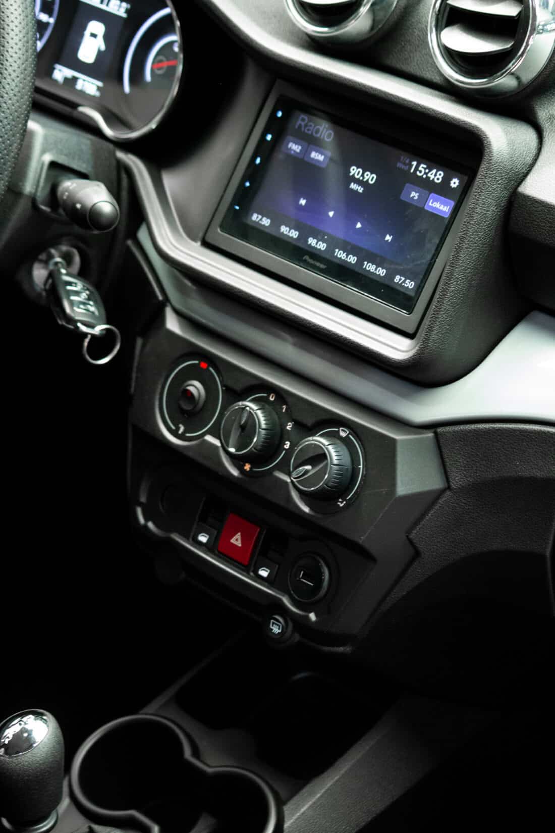 Aixam E Crossover Premium Ambition 2025 Elektrische Brommobiel Occasion Parelmoerrood Metallic