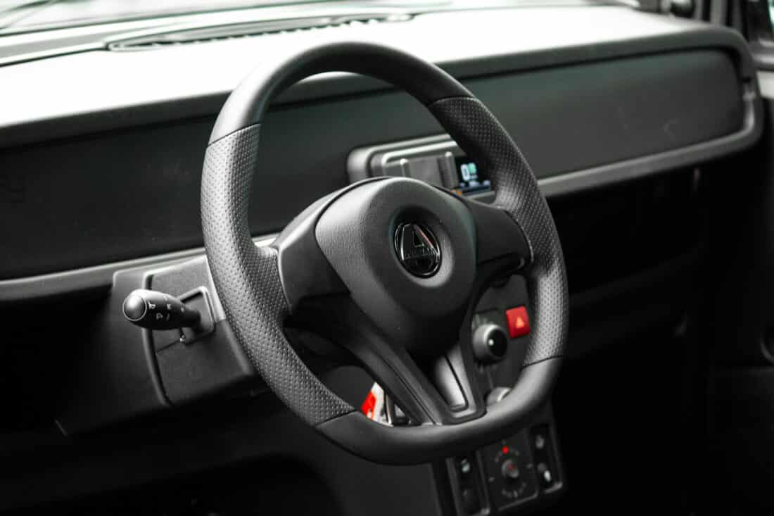 Aixam E Easy Chic 7 5kwh Brommobiel Elektrisch Nieuw Titianiumgrijs