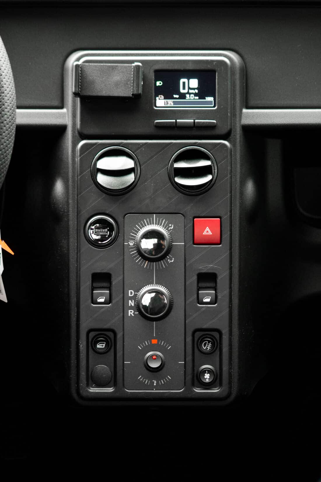 Aixam E Easy Chic 7 5kwh Brommobiel Elektrisch Nieuw Titianiumgrijs