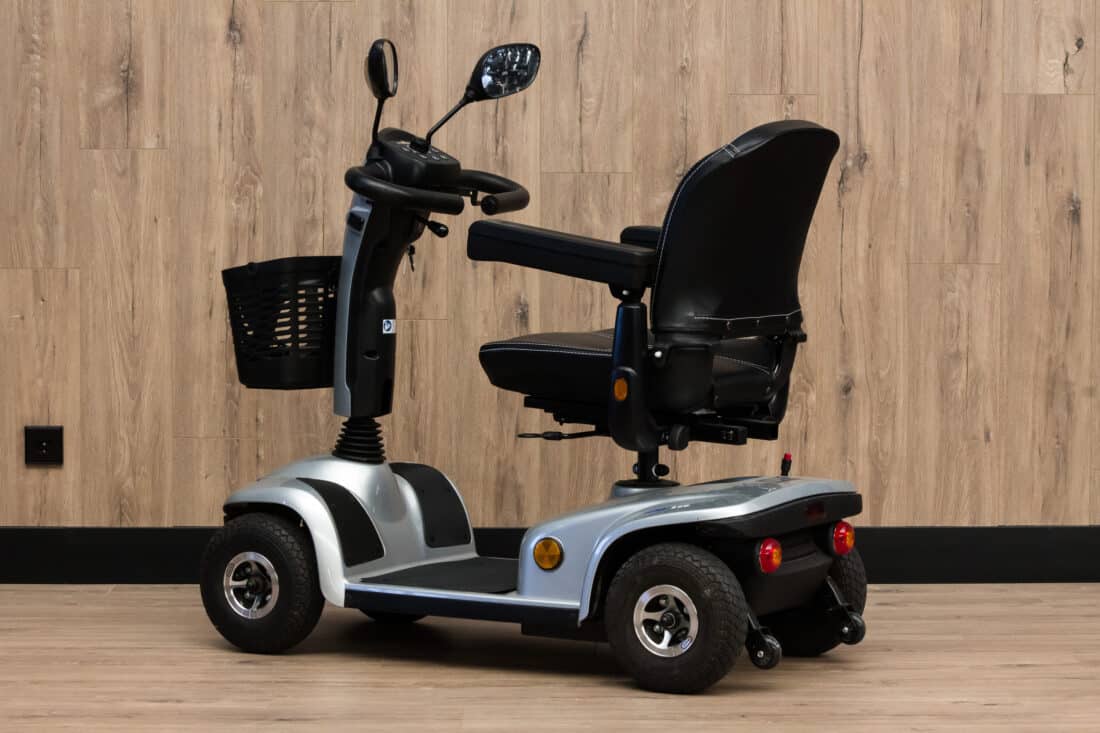 Invacare Leo 4 Wiel Scootmobiel Occasion
