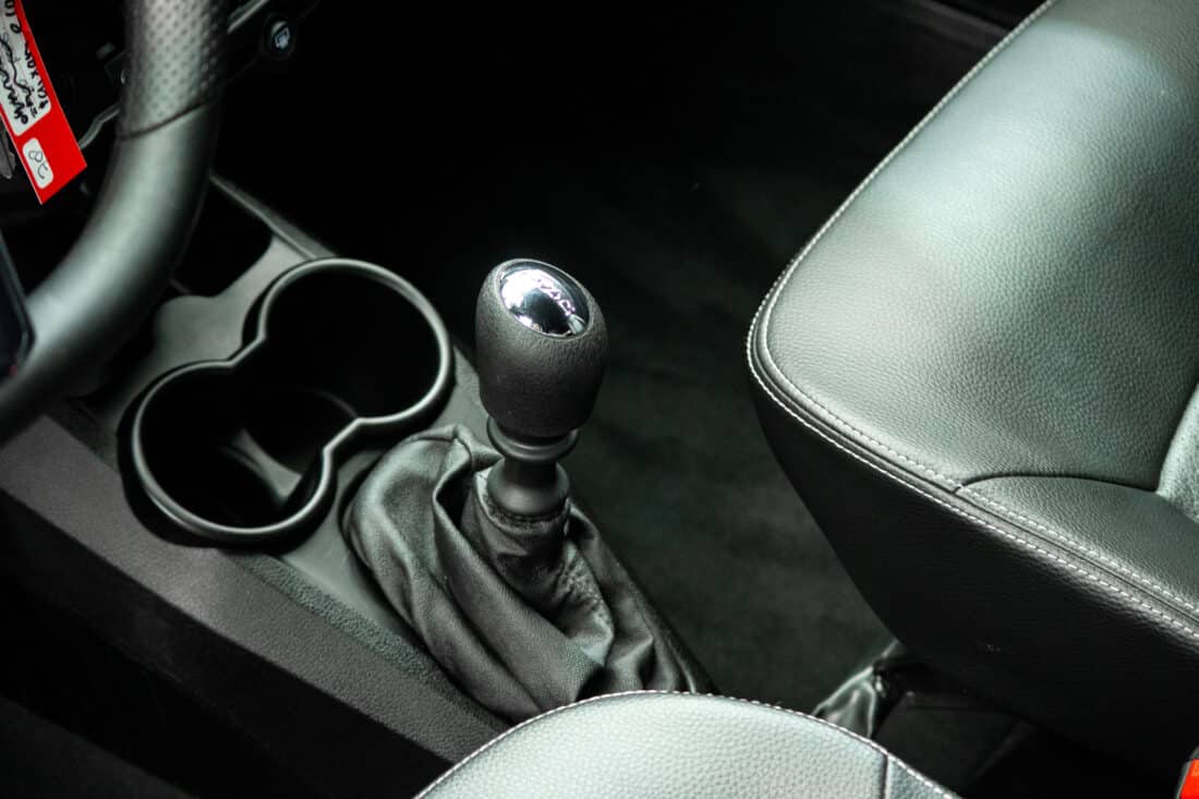Aixam E Coup Premium Emotion 2022 Elektrische Brommobiel Occasion Zilvergrijs Metallic