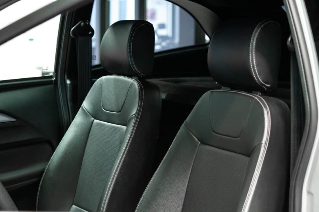 Aixam E Coup Premium Emotion 2022 Elektrische Brommobiel Occasion Zilvergrijs Metallic