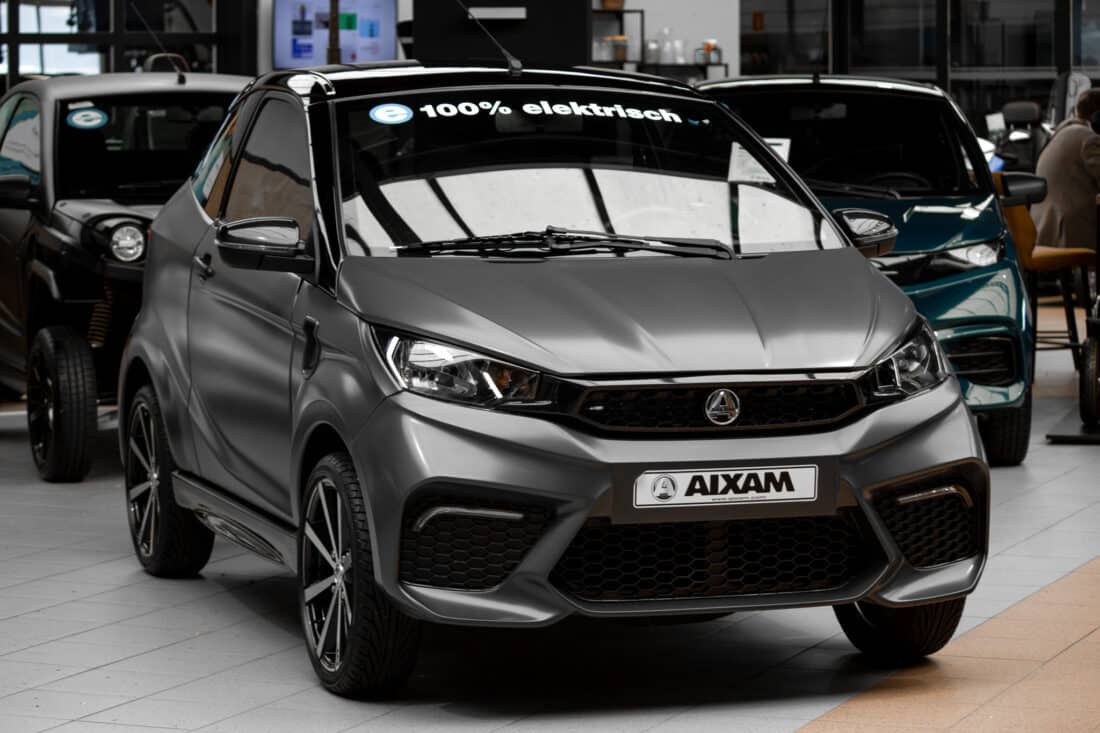 Aixam E Coup Gti Emotion 2023 Elektrische Brommobiel Occasion Staalgrijs Mat Aixam E Coup Gti Emotion 2023 Elektrische Brommobiel Occasion Staalgrijs Mat