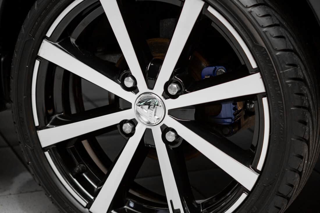 Aixam E Coup Gti Emotion 2023 Elektrische Brommobiel Occasion Staalgrijs Mat Aixam E Coup Gti Emotion 2023 Elektrische Brommobiel Occasion Staalgrijs Mat