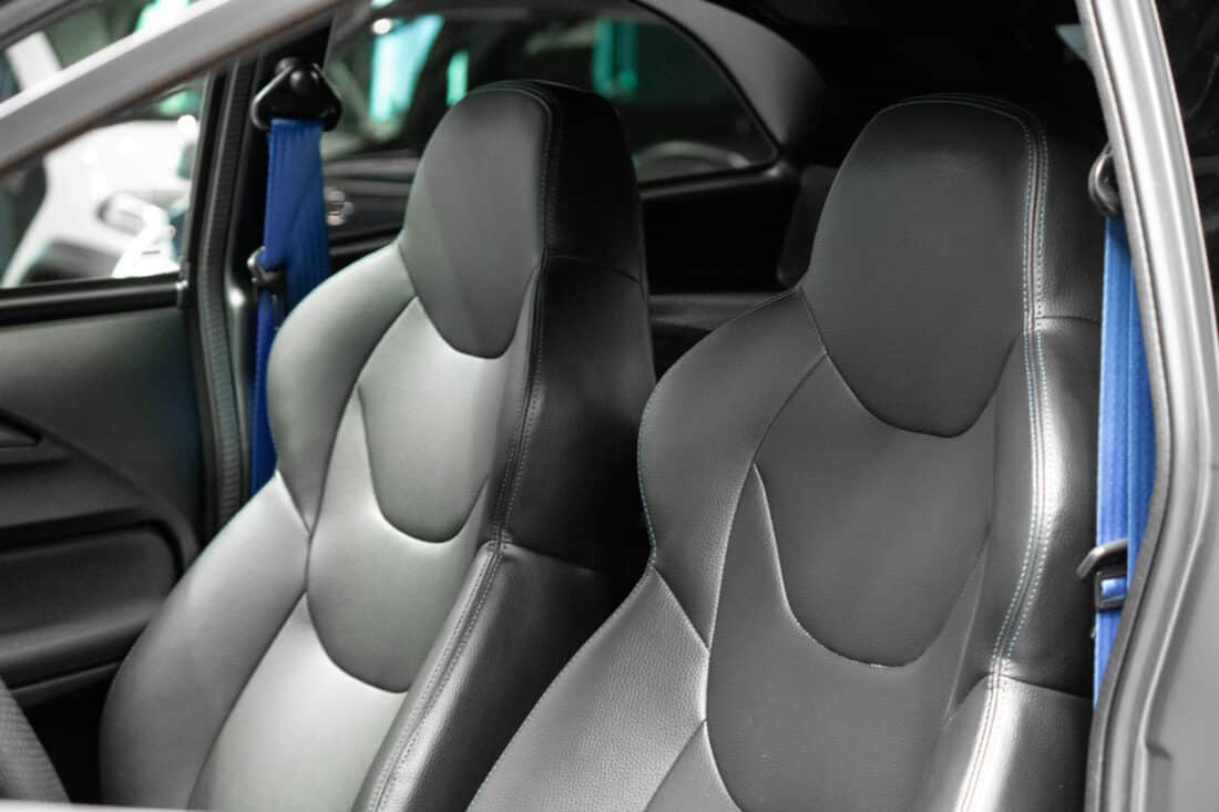 Aixam E Coup Gti Emotion 2023 Elektrische Brommobiel Occasion Staalgrijs Mat Aixam E Coup Gti Emotion 2023 Elektrische Brommobiel Occasion Staalgrijs Mat