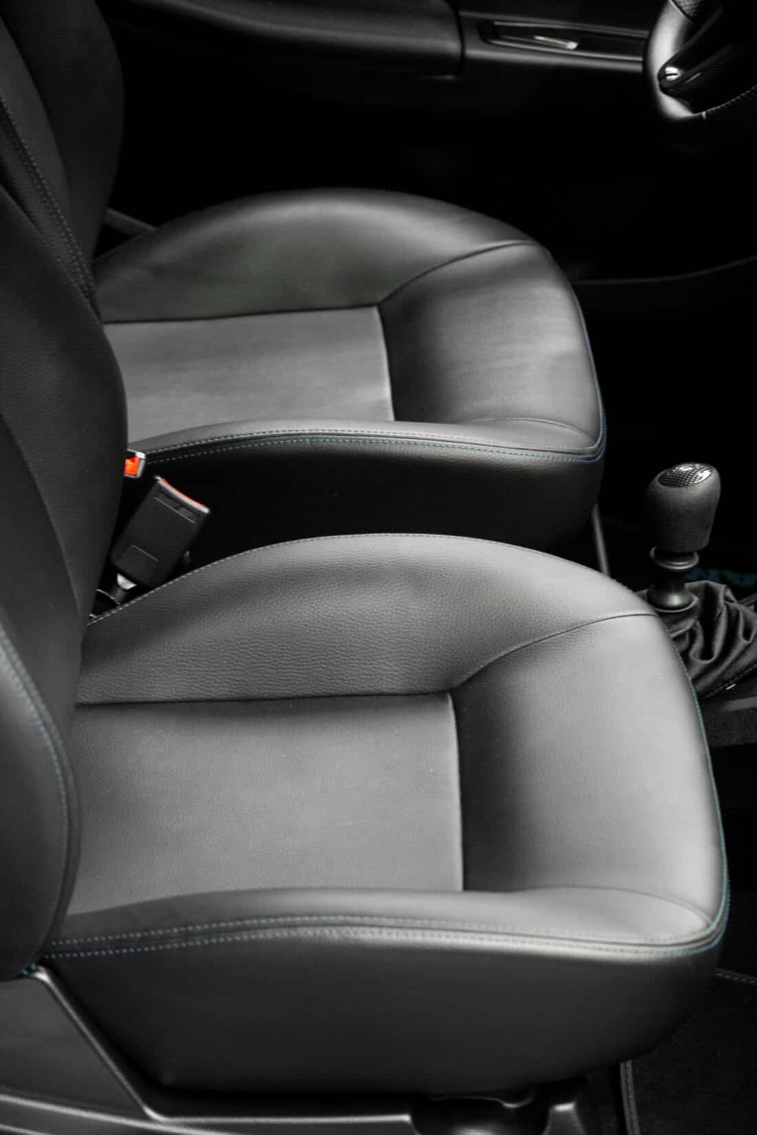 Aixam E Coup Gti Emotion 2023 Elektrische Brommobiel Occasion Staalgrijs Mat Aixam E Coup Gti Emotion 2023 Elektrische Brommobiel Occasion Staalgrijs Mat