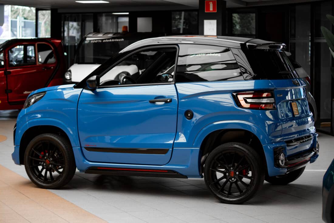 Ligier Js 60 Sport Ultimate Dci 2024 Brommobiel Occasion Reefblue Ligier Js 60 Sport Ultimate Dci 2024 Brommobiel Occasion Reefblue