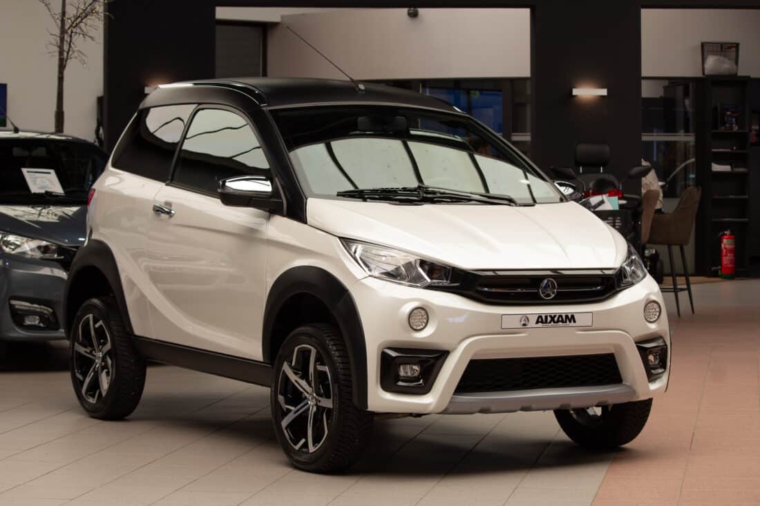 Aixam Crossover Premium Emotion 2023 Brommobiel Occasion Parelmoer Wit Aixam Crossover Premium Emotion 2023 Brommobiel Occasion Parelmoer Wit