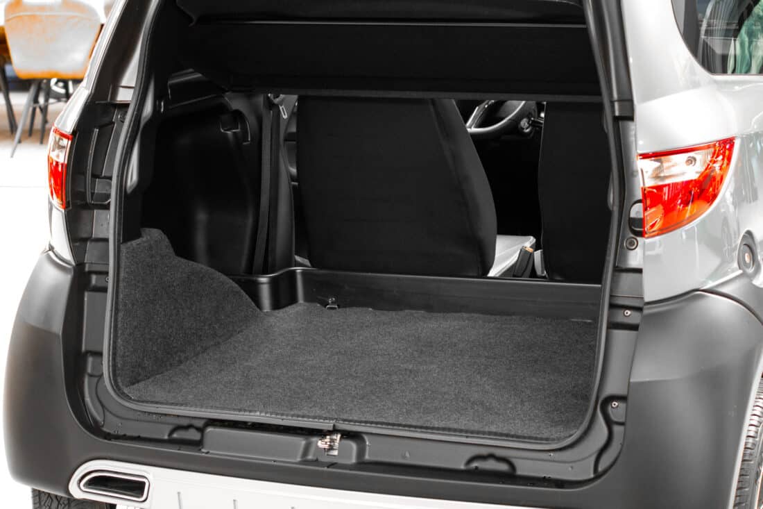 Aixam Crossover Premium Emotion 2022 Brommobiel Occasion Titaniumgrijs Metallic Aixam Crossover Premium Emotion 2022 Brommobiel Occasion Titaniumgrijs Metallic