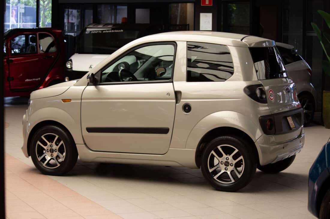 Microcar M Go 6 Dci 2022 Brommobiel Occasion Desert Grey Microcar M Go 6 Dci 2022 Brommobiel Occasion Desert Grey