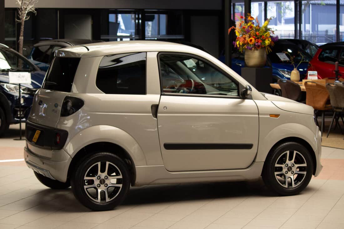 Microcar M Go 6 Dci 2022 Brommobiel Occasion Desert Grey Microcar M Go 6 Dci 2022 Brommobiel Occasion Desert Grey