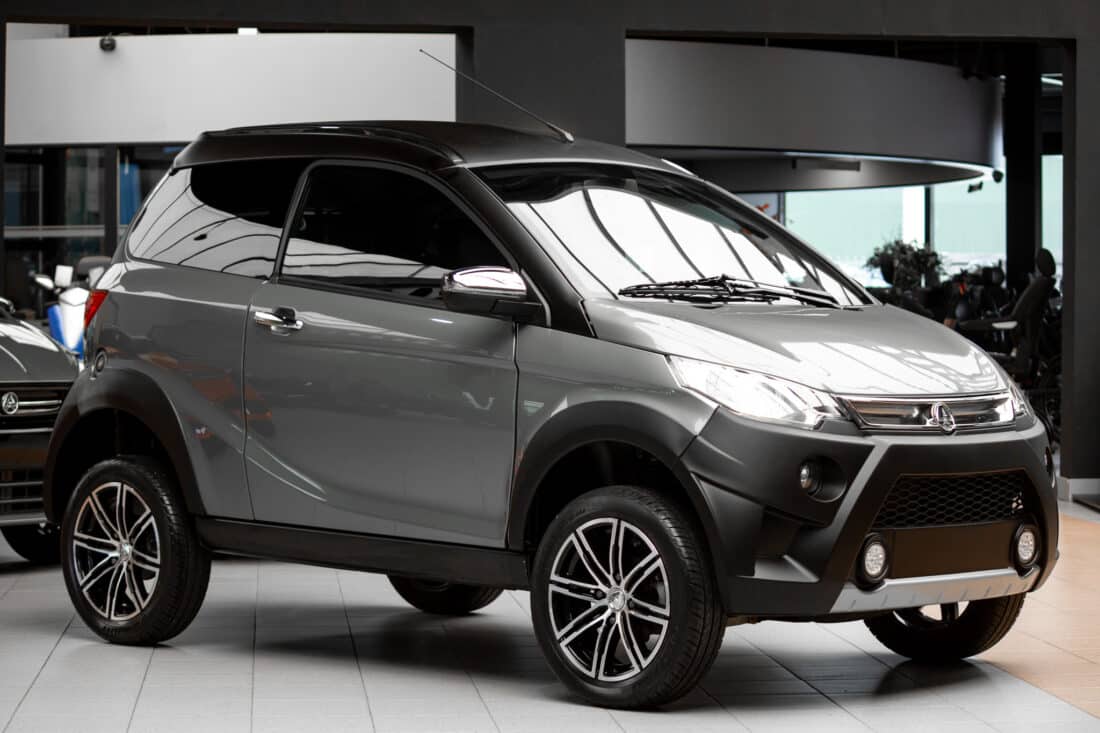 Aixam Crossover Premium Sensatioin 2019 Brommobiel Occasion Titaniumgrijs Metallic