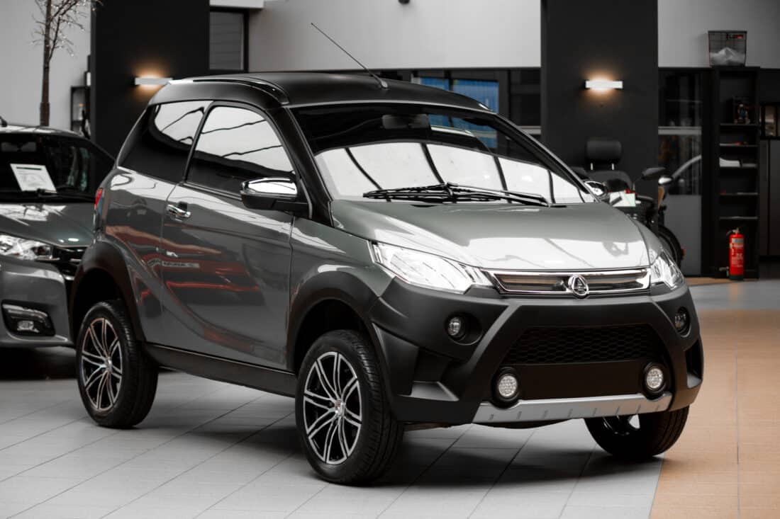 Aixam Crossover Premium Sensatioin 2019 Brommobiel Occasion Titaniumgrijs Metallic