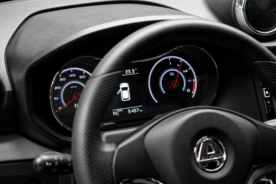 Aixam E Crossover Premium Emotion 2024 Elektrische Brommobiel Occasion Zilvergrijs Metallic Aixam E Crossover Premium Emotion 2024 Elektrische Brommobiel Occasion Zilvergrijs Metallic