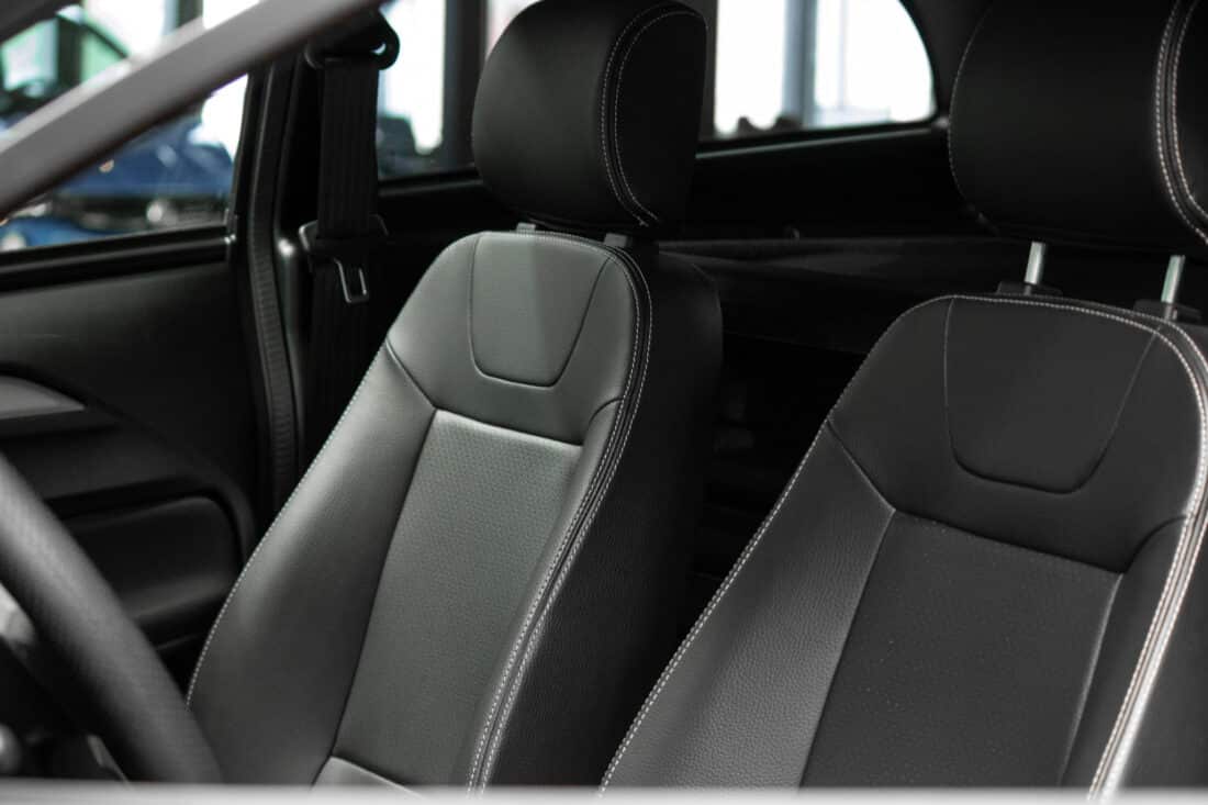 Aixam E Crossover Premium Emotion 2024 Elektrische Brommobiel Occasion Zilvergrijs Metallic Aixam E Crossover Premium Emotion 2024 Elektrische Brommobiel Occasion Zilvergrijs Metallic