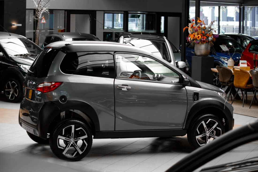 Aixam E Crossover Premium Emotion 2023 Elektrische Brommobiel Occasion Titaniumgrijs Metallic