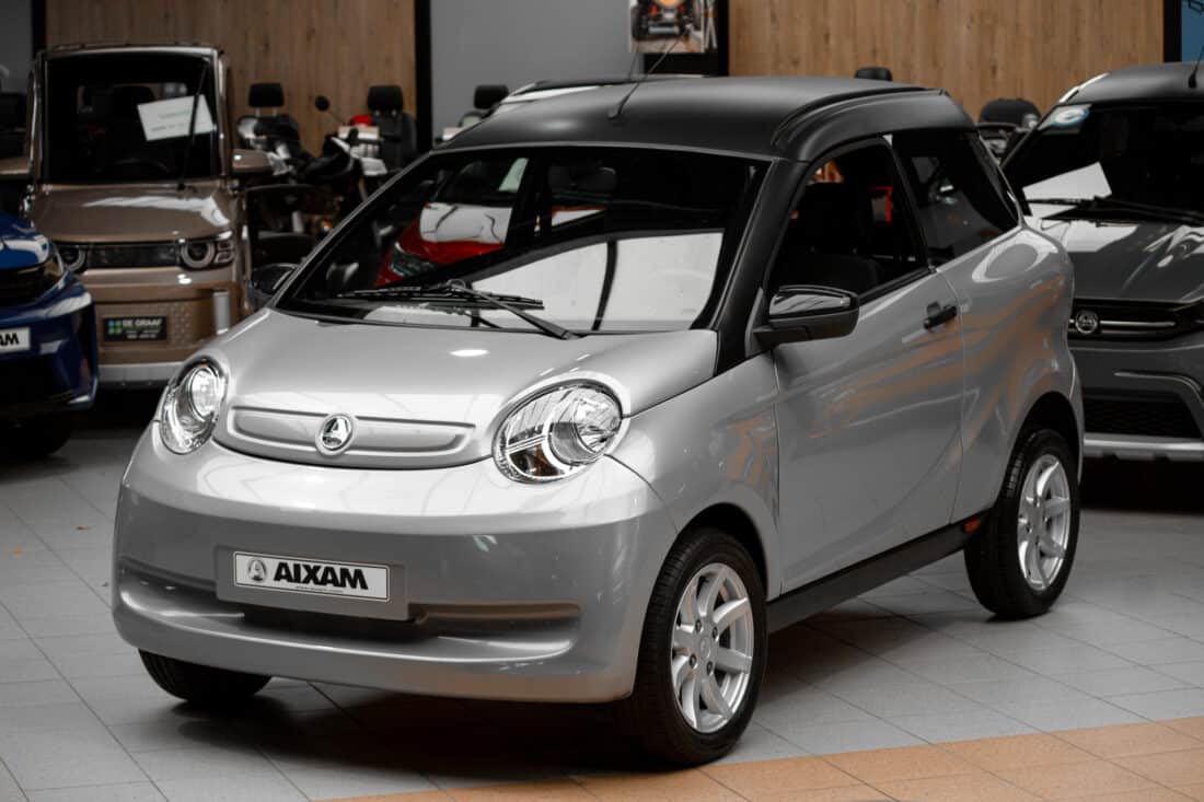 Aixam Minauto Cross 2020 Brommobiel Occasion Zilver Aixam Minauto Cross 2020 Brommobiel Occasion Zilver