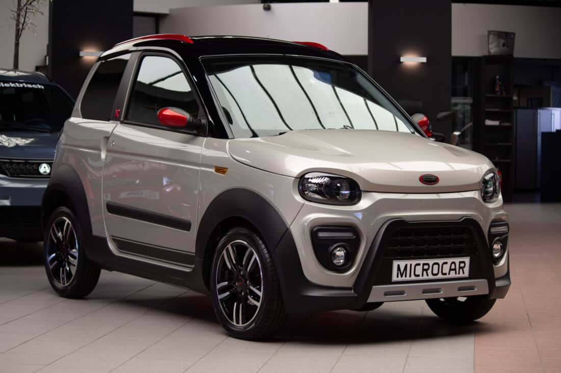 Microcar M Go 6 X Dci 2022 Brommobiel Occasion Desert Grey