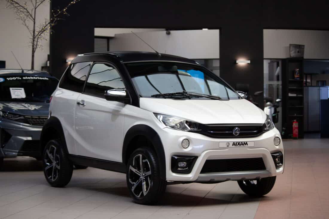 Aixam Crossover Premium Emotion 2022 Brommobiel Occasion Parelmoer Wit Aixam Crossover Premium Emotion 2022 Brommobiel Occasion Parelmoer Wit