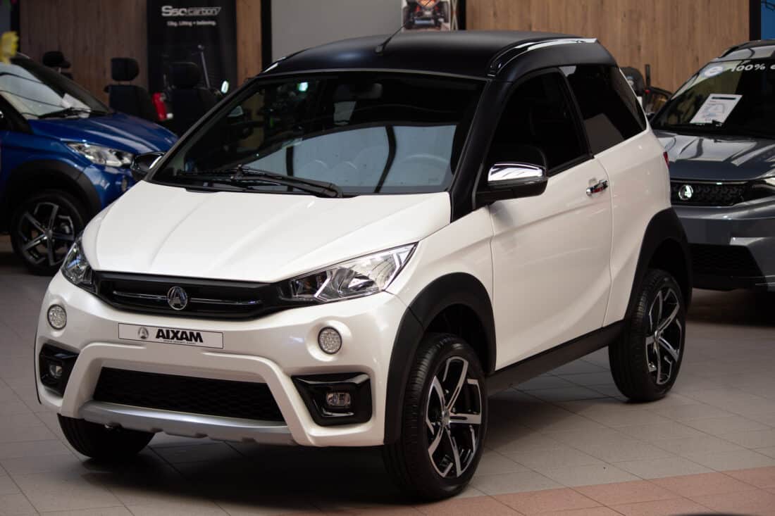 Aixam Crossover Premium Emotion 2022 Brommobiel Occasion Parelmoer Wit Aixam Crossover Premium Emotion 2022 Brommobiel Occasion Parelmoer Wit