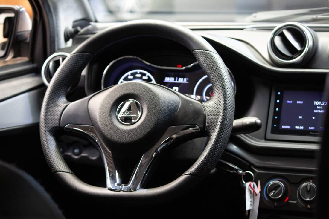 Aixam Crossover Premium Emotion 2022 Brommobiel Occasion Parelmoer Wit Aixam Crossover Premium Emotion 2022 Brommobiel Occasion Parelmoer Wit