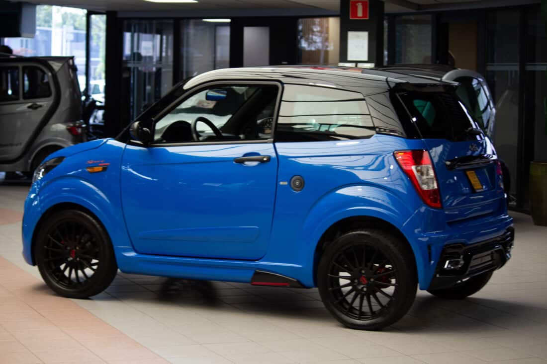 Ligier Js50 Sport Ultimate Dci 2020 Brommobiel Occasion Reef Blauw Ligier Js50 Sport Ultimate Dci 2020 Brommobiel Occasion Reef Blauw