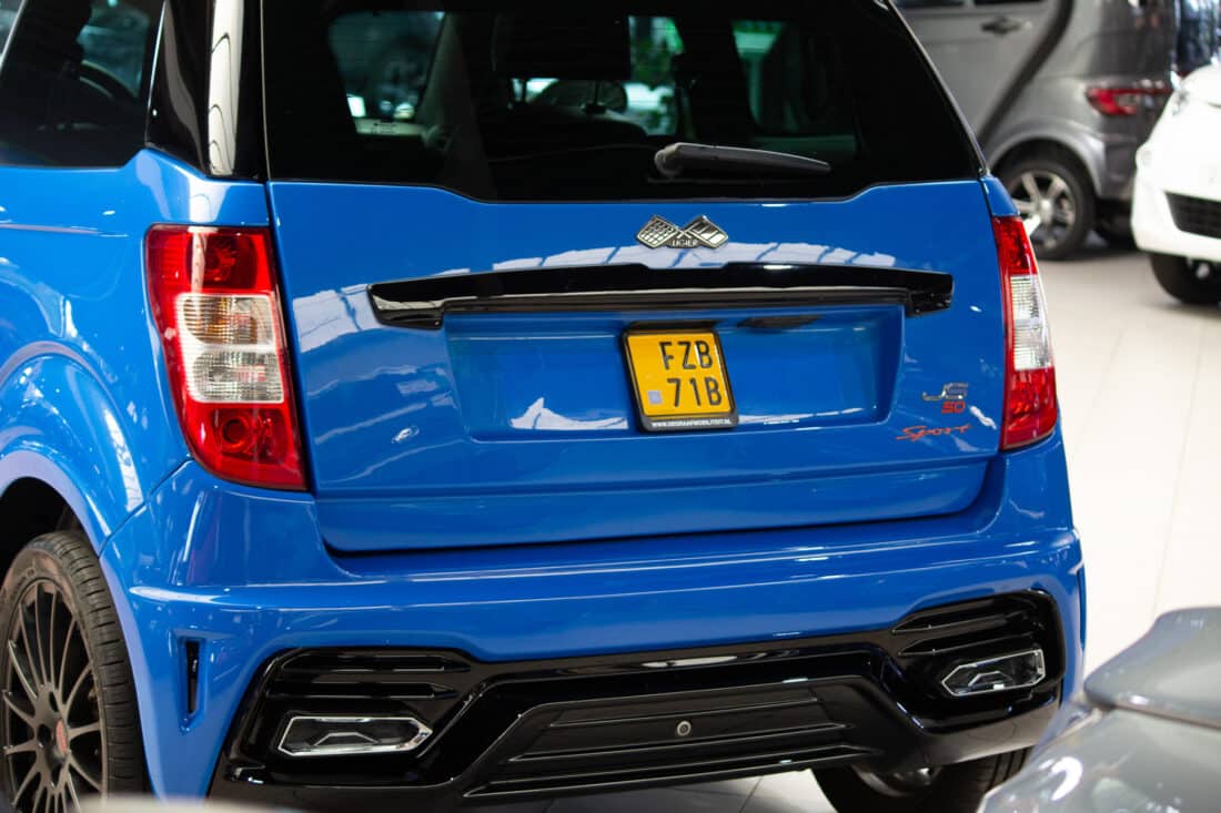 Ligier Js50 Sport Ultimate Dci 2020 Brommobiel Occasion Reef Blauw Ligier Js50 Sport Ultimate Dci 2020 Brommobiel Occasion Reef Blauw