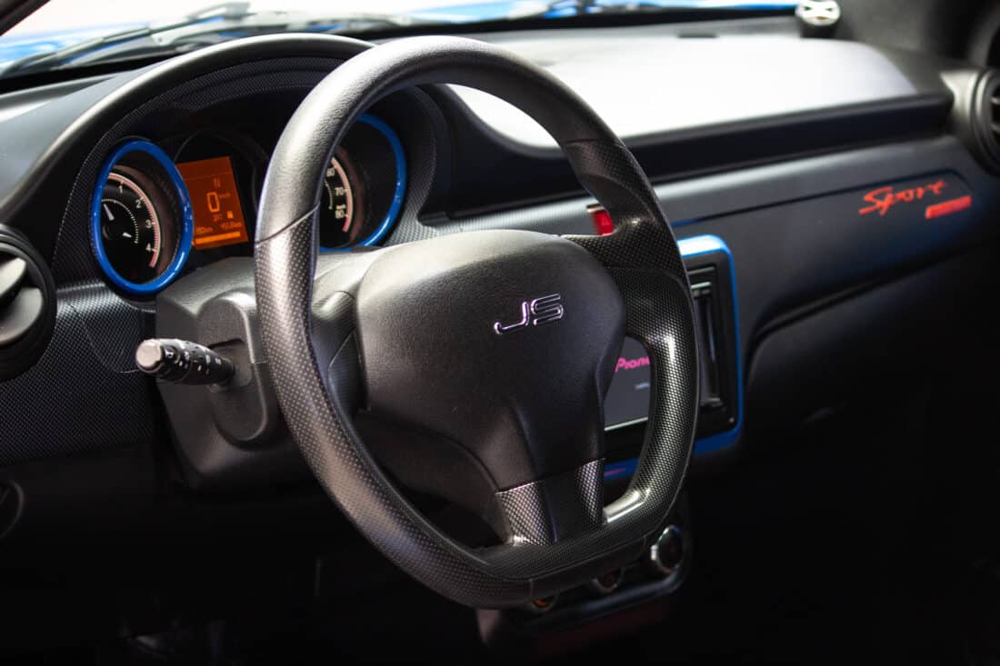 Ligier Js50 Sport Ultimate Dci 2020 Brommobiel Occasion Reef Blauw Ligier Js50 Sport Ultimate Dci 2020 Brommobiel Occasion Reef Blauw
