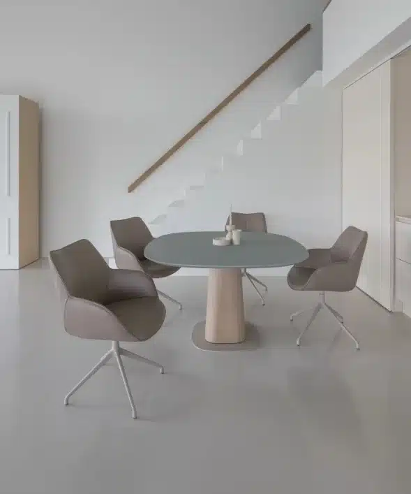 Eettafel Storq