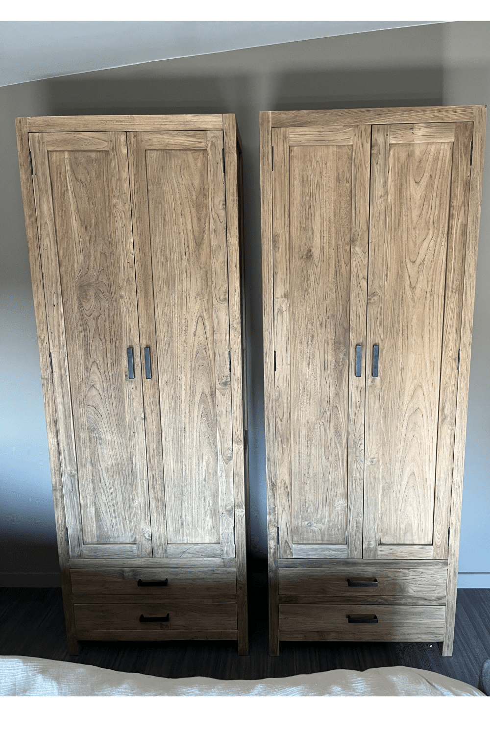 Teak houten opbergkast met 2 deuren en 2 lade 75 cm breed