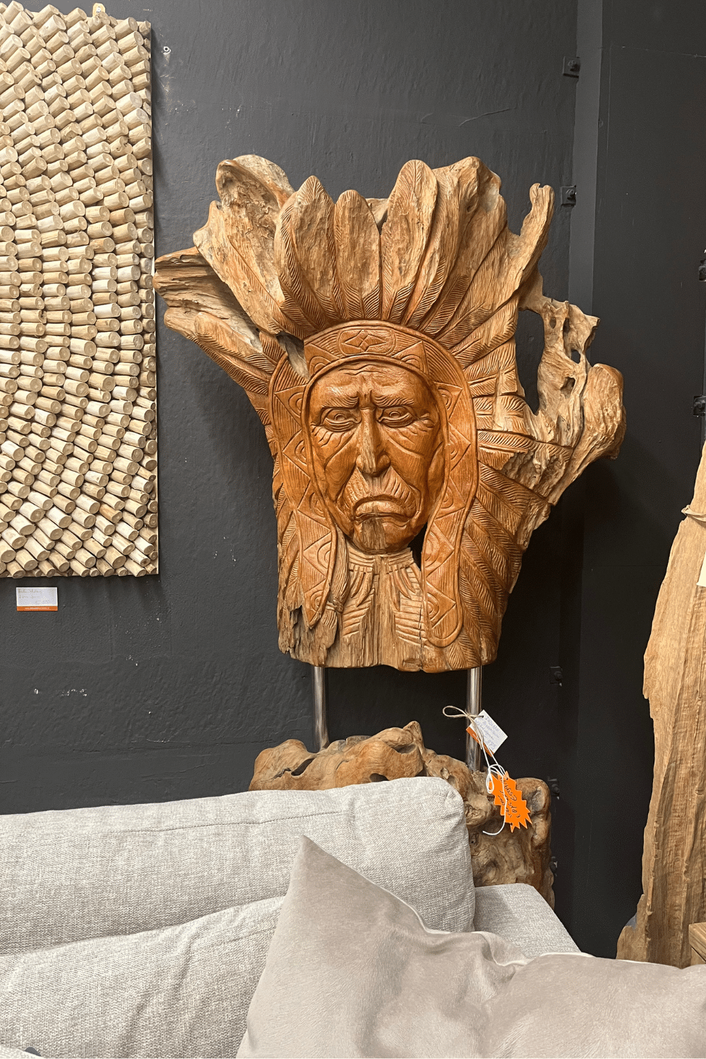 indiaan van. teak hout
