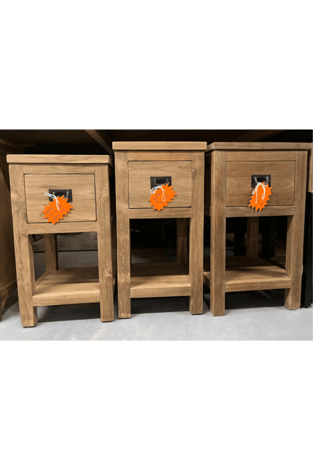 nachtkastje teak hout enkel stuk met 1 lade