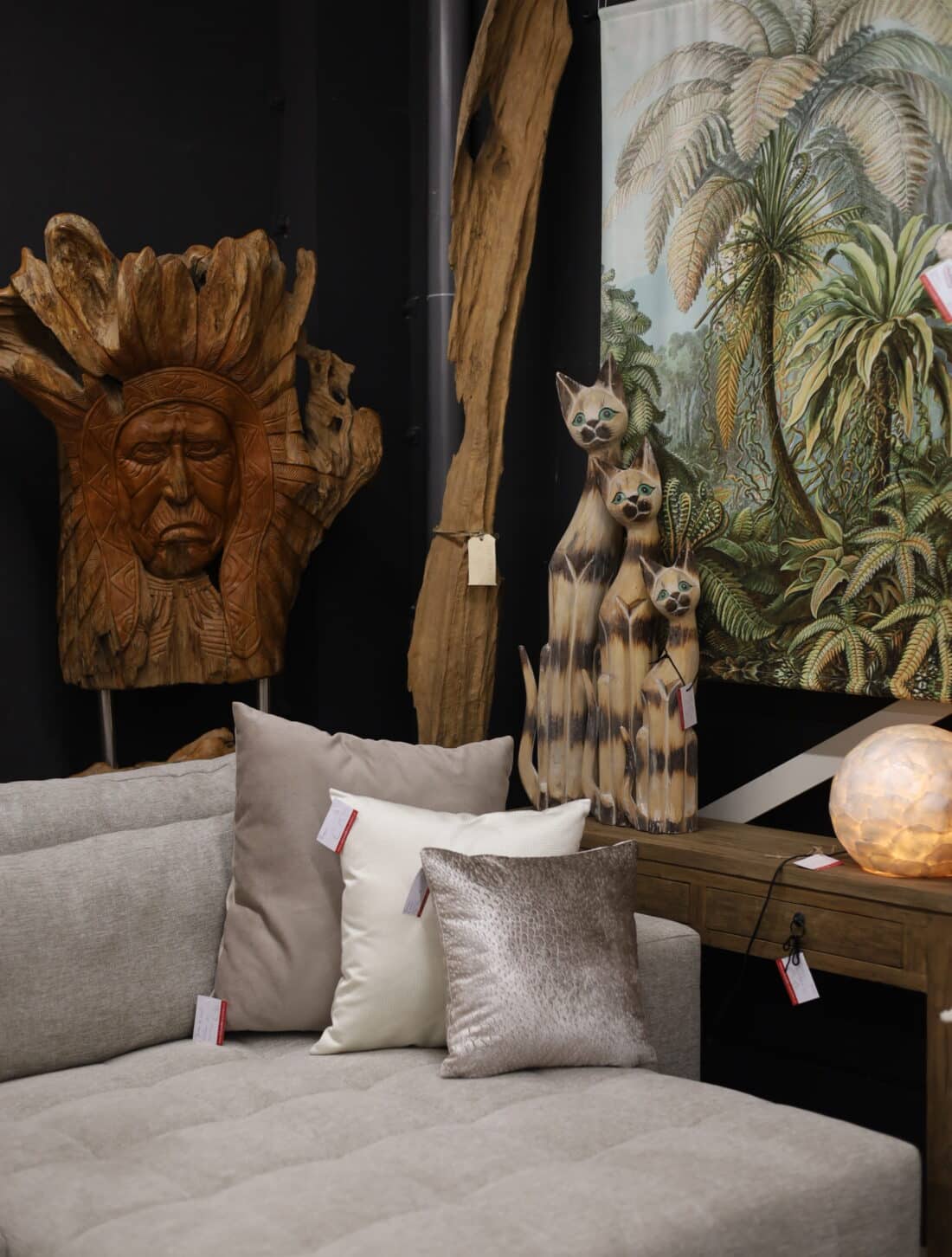 teak houten Beeld van een indiaan uitgesneden met de hand