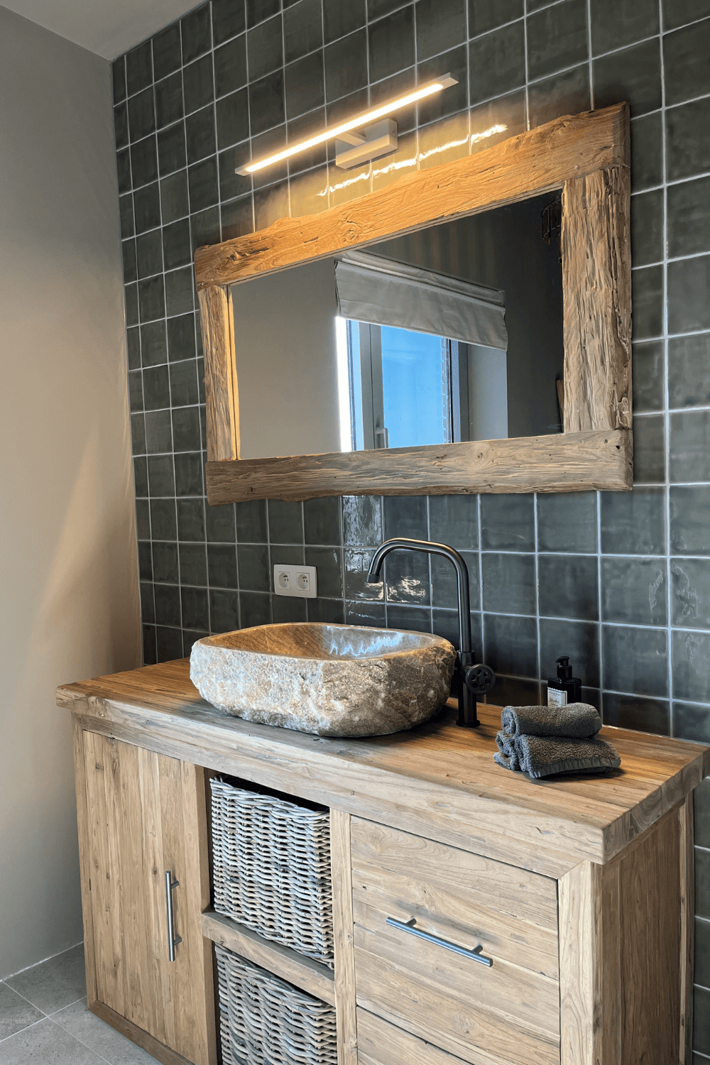 onyx wasbak natuursteen beige wasbom