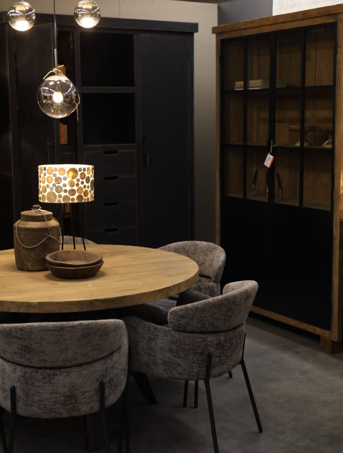 Ronde rural eettafel 130 cm teak houten ronde eettafel met metalen poot