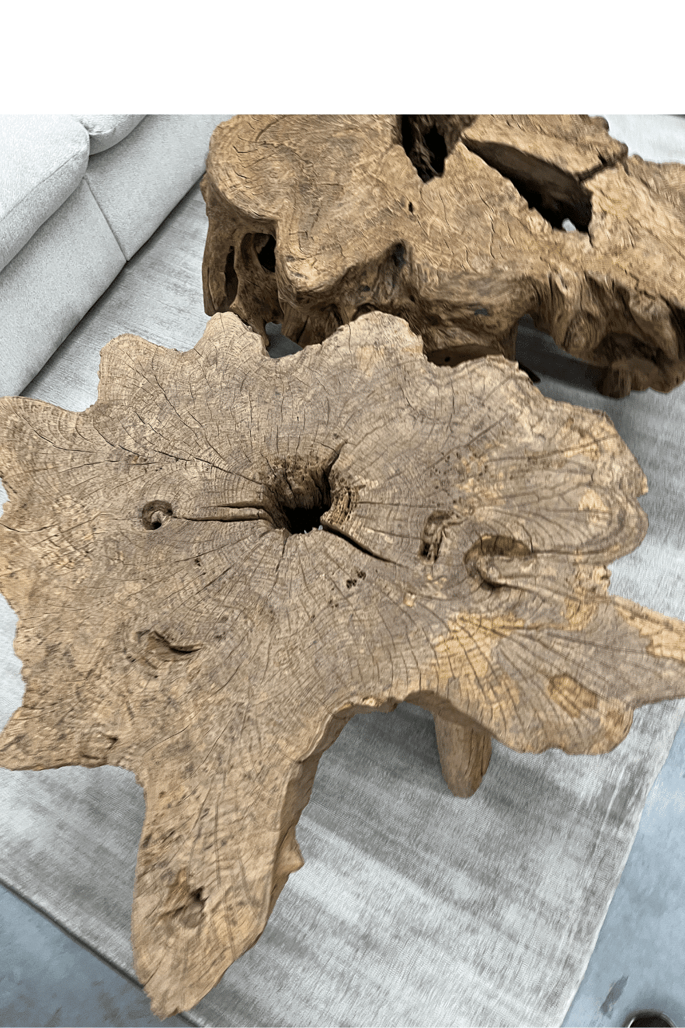 stoere robuuste grove houten salontafel