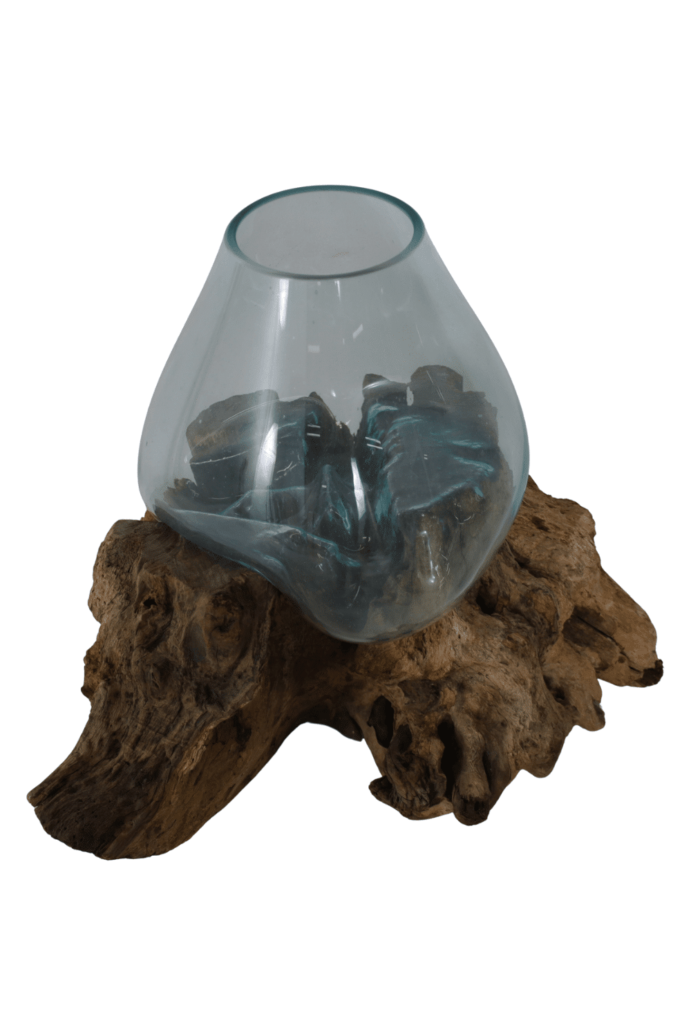 unieke vaas geblazen glas op ruwe teak houten stronk, tafelstuk