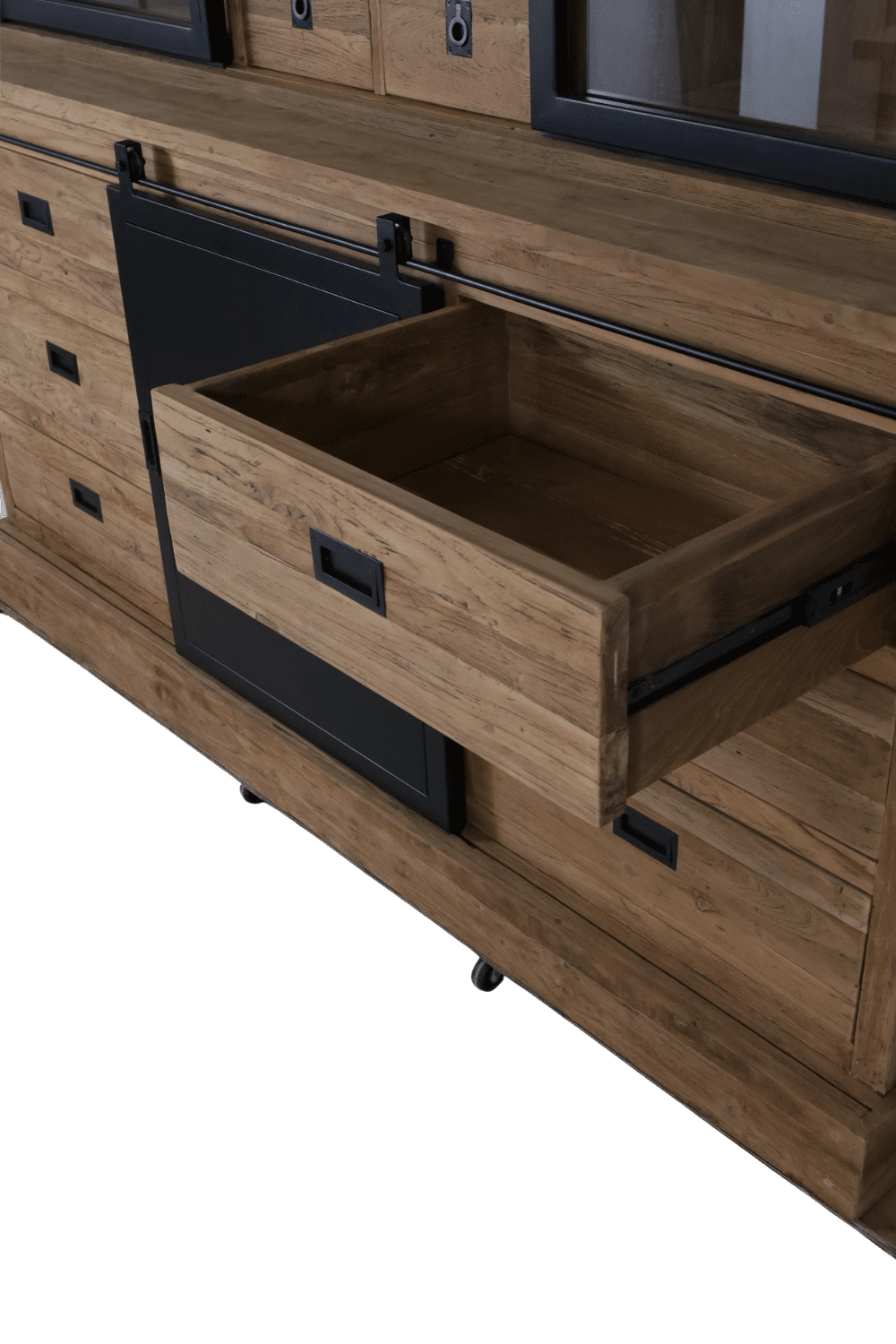 teak houten vitrinekast met metalen schuifdeuren 10 lade vitrinekast rural 240x57x218 cm