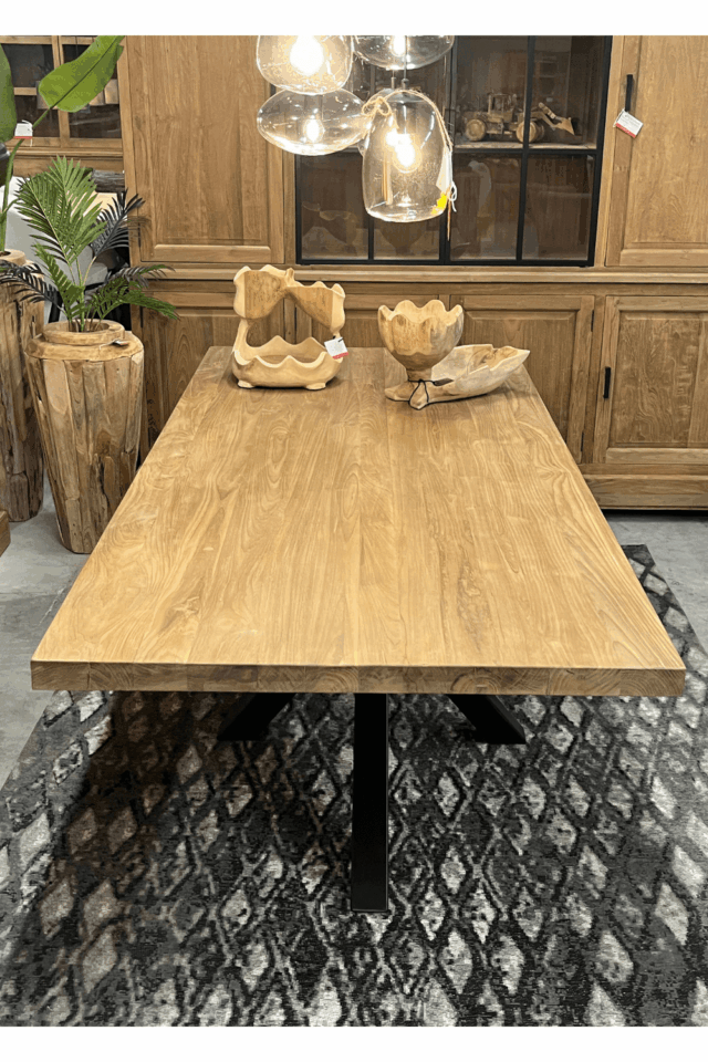Teak houten tafel 5 cm massief dik met zwart metalen matrix poot 220x100x78 cm
