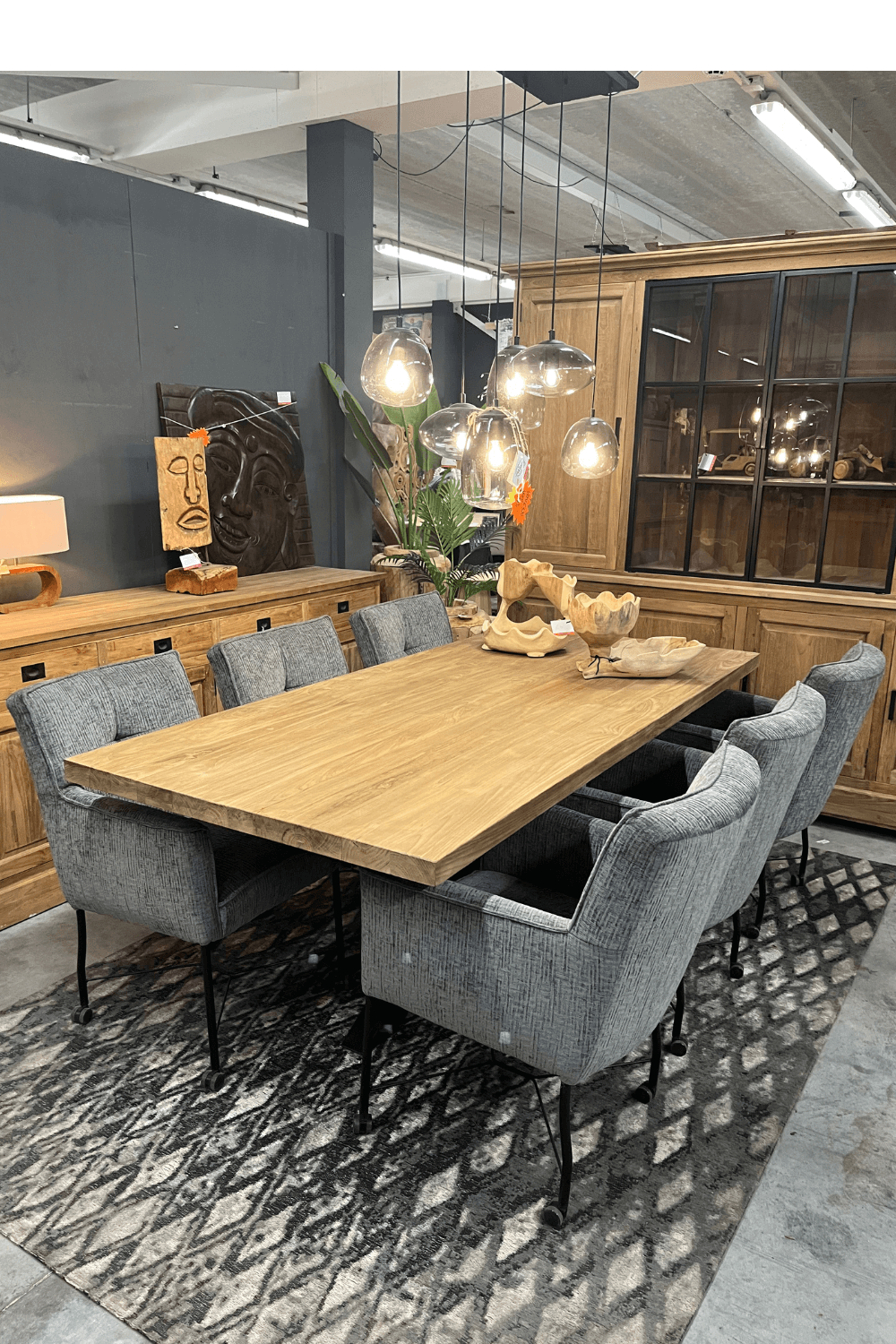 Teak houten tafel 5 cm massief dik met zwart metalen matrix poot 220x100x78 cm