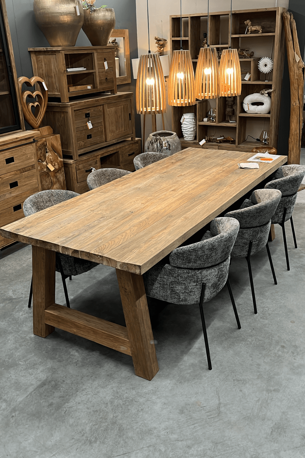 Landelijke eettafel teak hout 240 cm met a poot Landelijke eettafel teak hout 240 cm met a poot